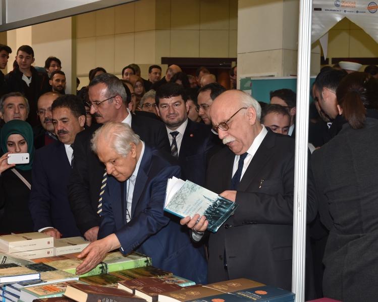 Minister Avcı attends the opening of 1st Üsküdar Book Fair