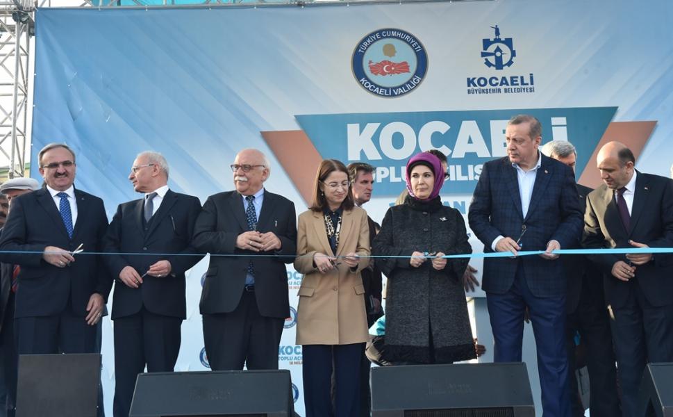 Minister Avcı attends mass inaugurations ceremony in Kocaeli